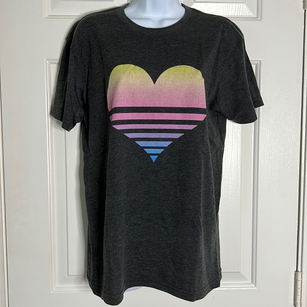 Grey Colorful Pink Heart Short Sleeve Top